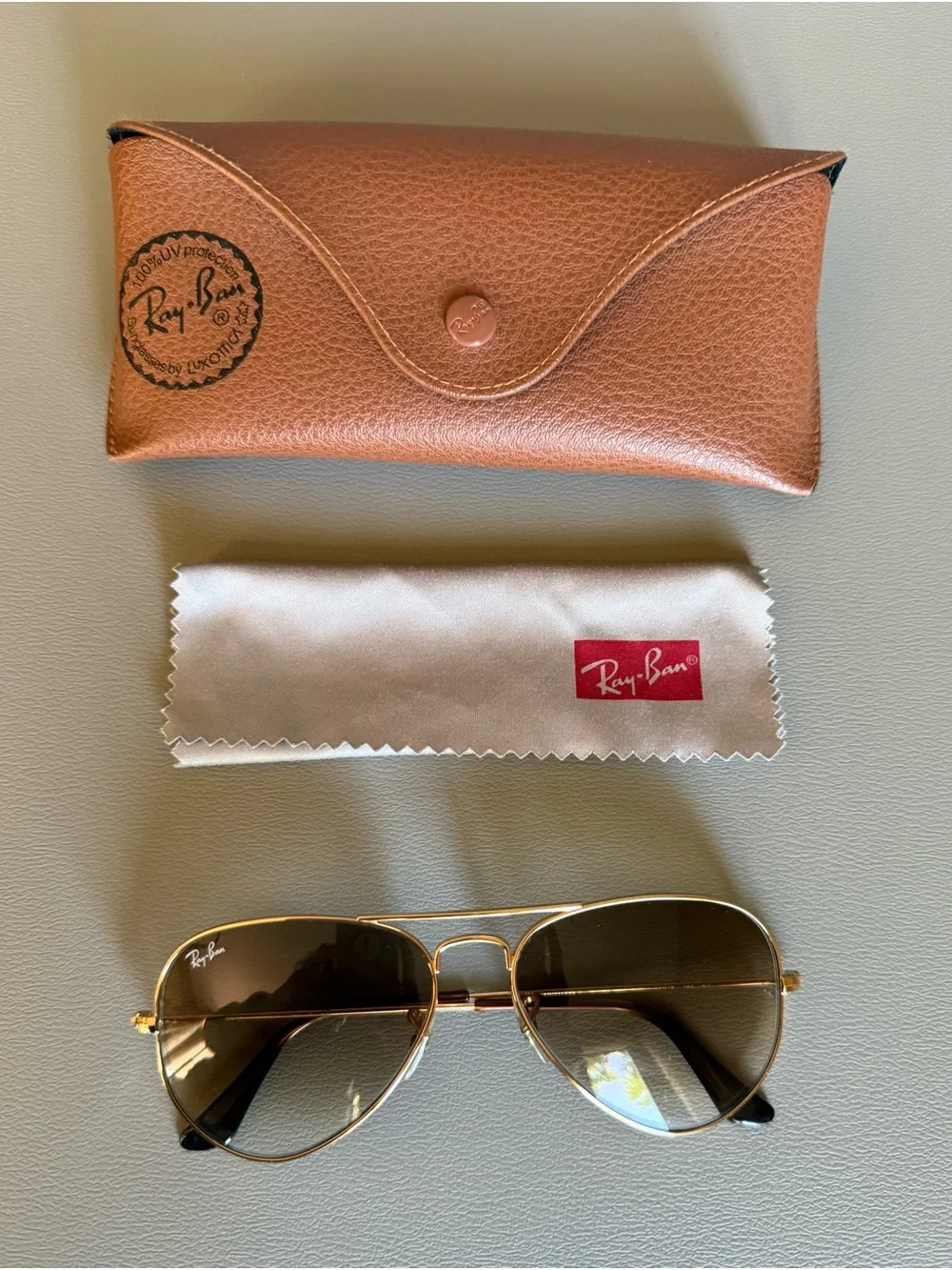 Ray-Ban RB3025 Aviator Gradient Sunglasses Light Brown / Polished Arista Gold